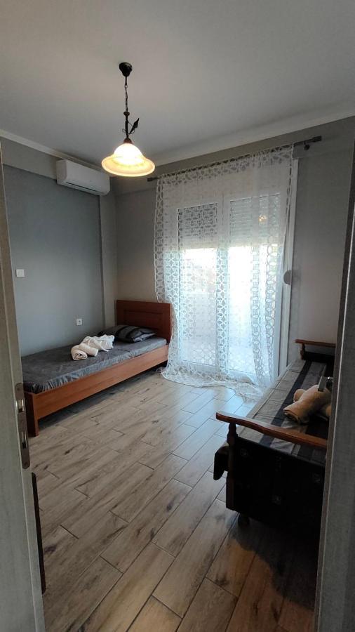 Γιώργος Και Εύα Karianí Exterior foto