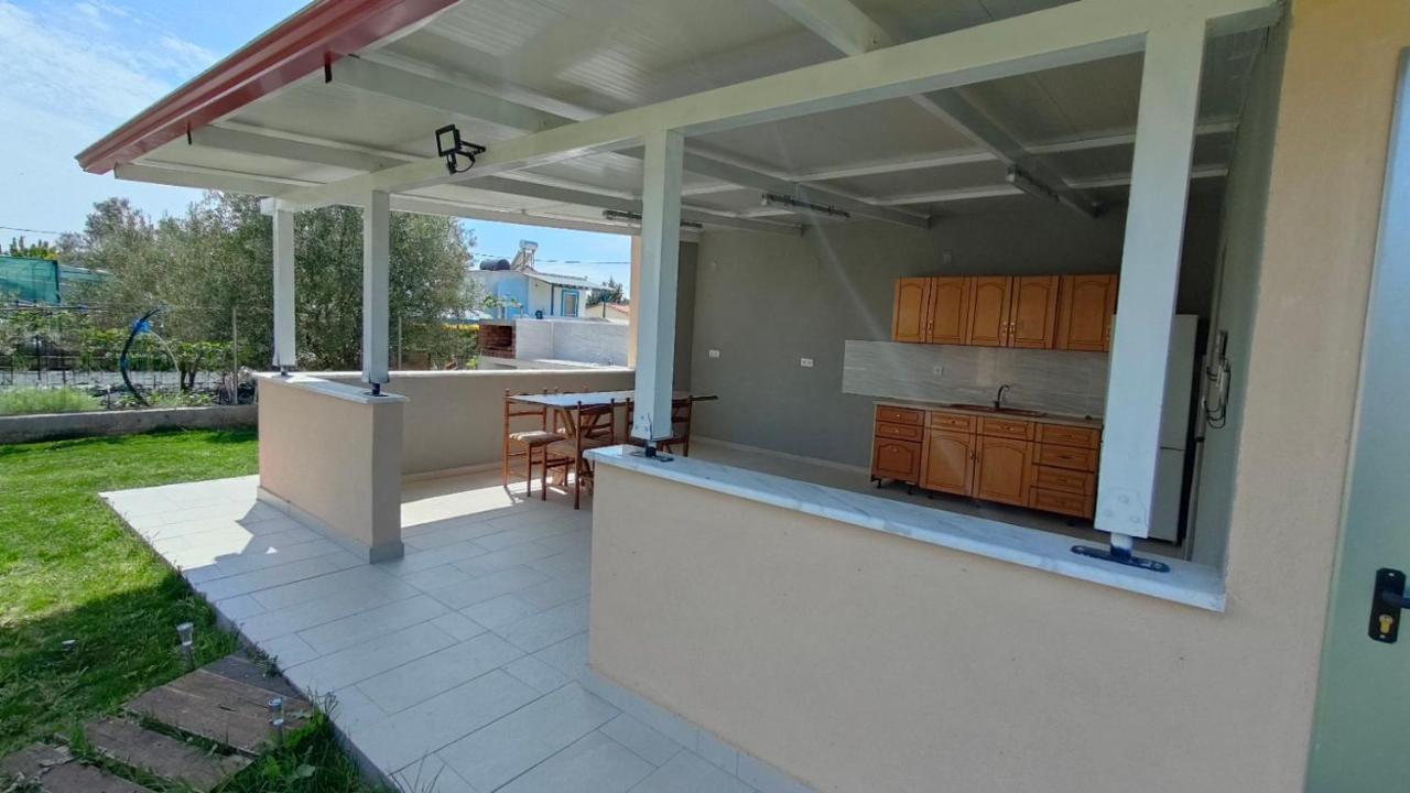 Γιώργος Και Εύα Karianí Exterior foto